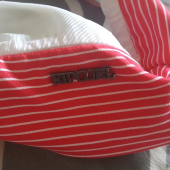 Bikini - Picture 4 of 4